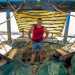 ... quello costruito nel 1981 e curato da Francesco, 59enne pescatore che ci invita a salire sul suo natante...